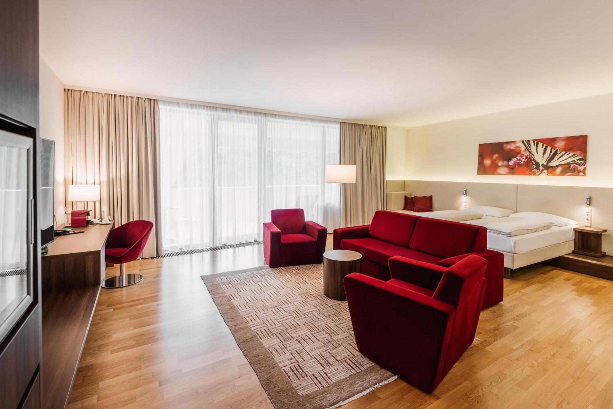 Thermenhotel Karawankenhof วิลลาค ภายนอก รูปภาพ