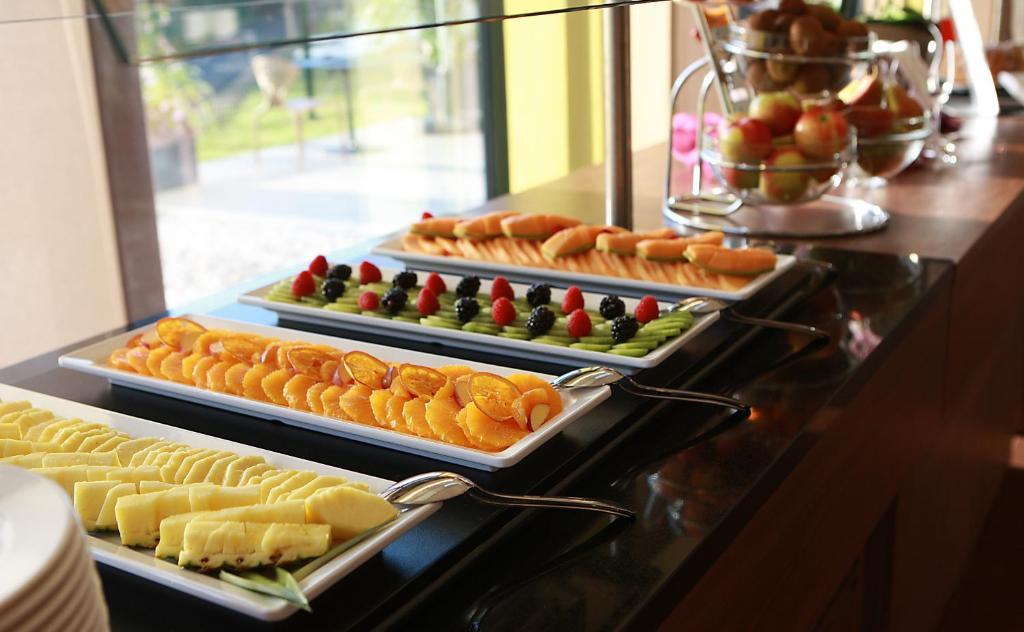 Thermenhotel Karawankenhof วิลลาค ภายนอก รูปภาพ