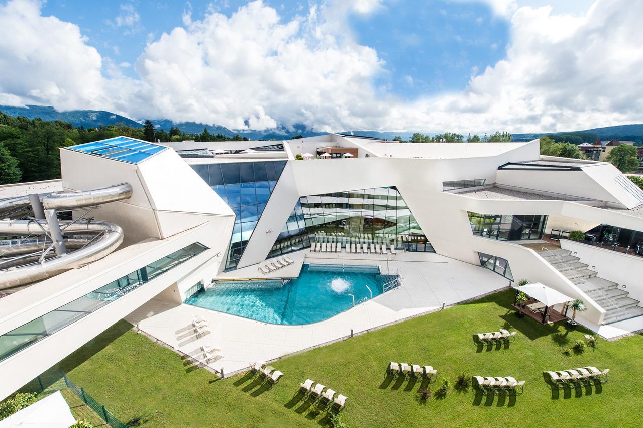 Thermenhotel Karawankenhof วิลลาค ภายนอก รูปภาพ